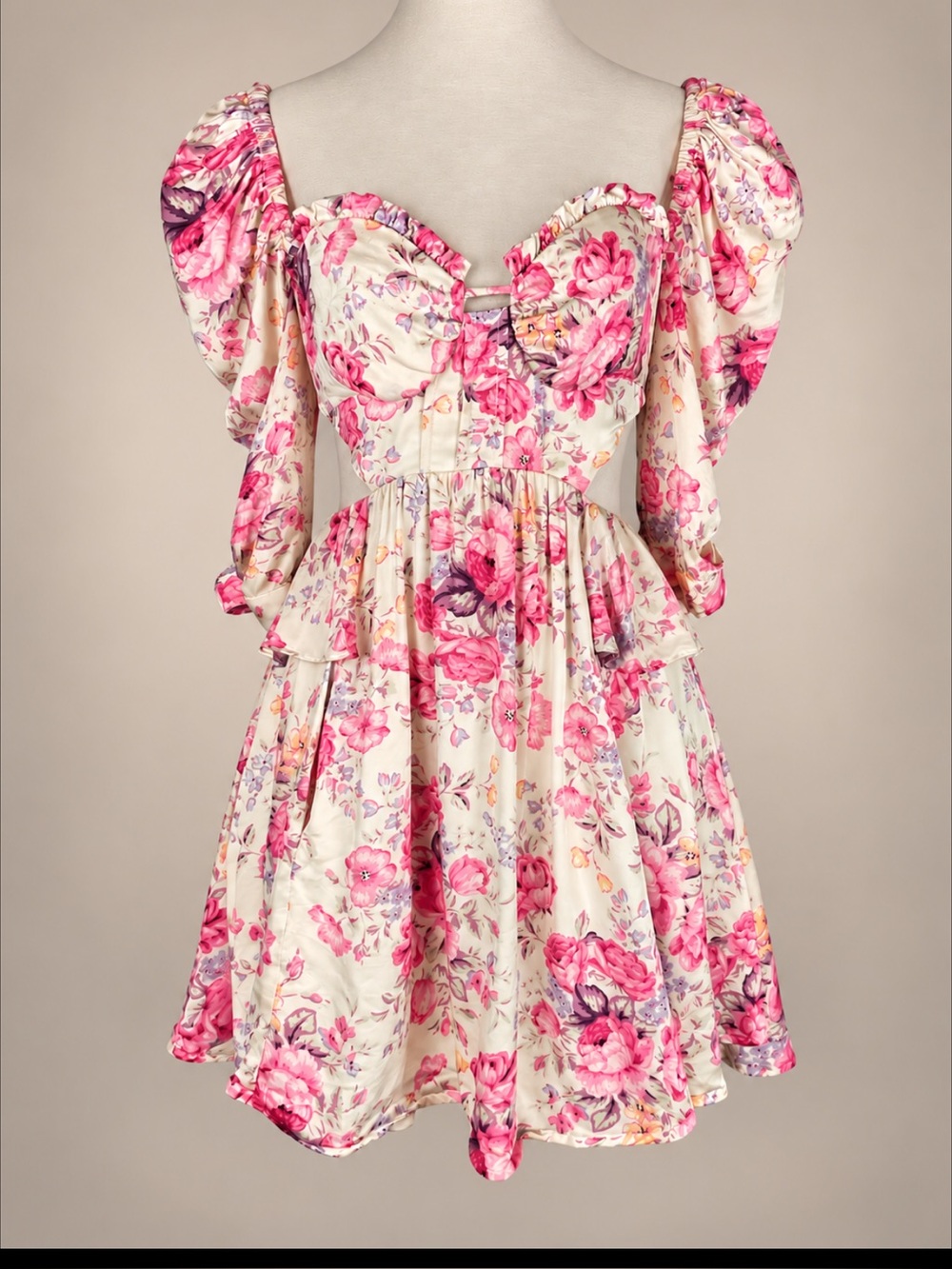 For Love & Lemons Lucia Floral Cutout Puff Sleeve Mini Dress Pink XS
Coquette
